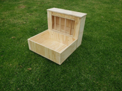 Hay Feeder