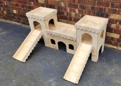 Classic Castle large scallop edge