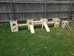 Classic Castle - Deluxe Large