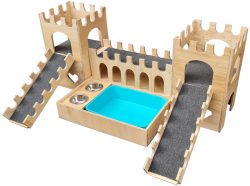 Classic Castle with Feeding Station